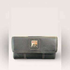 ❤️‍🔥Host Pick❤️‍🔥Vintage 2000’s Tignanello Black Leather Wallet Organizer Clutch